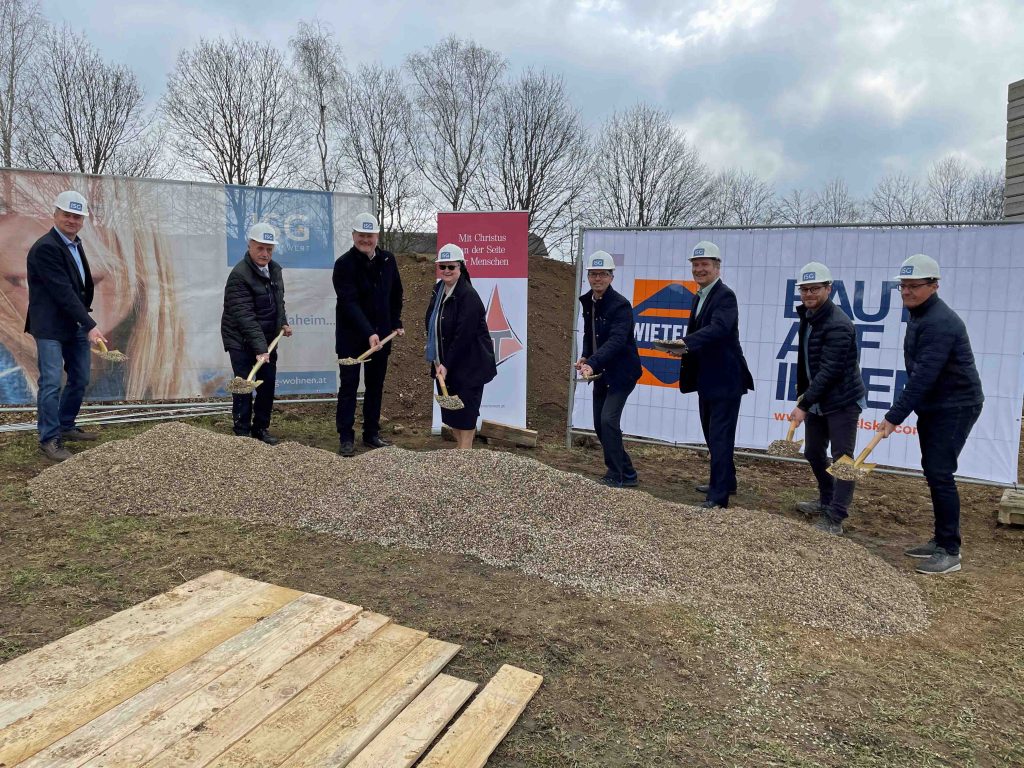 Spatenstich Rainbach Rosensiedlung
